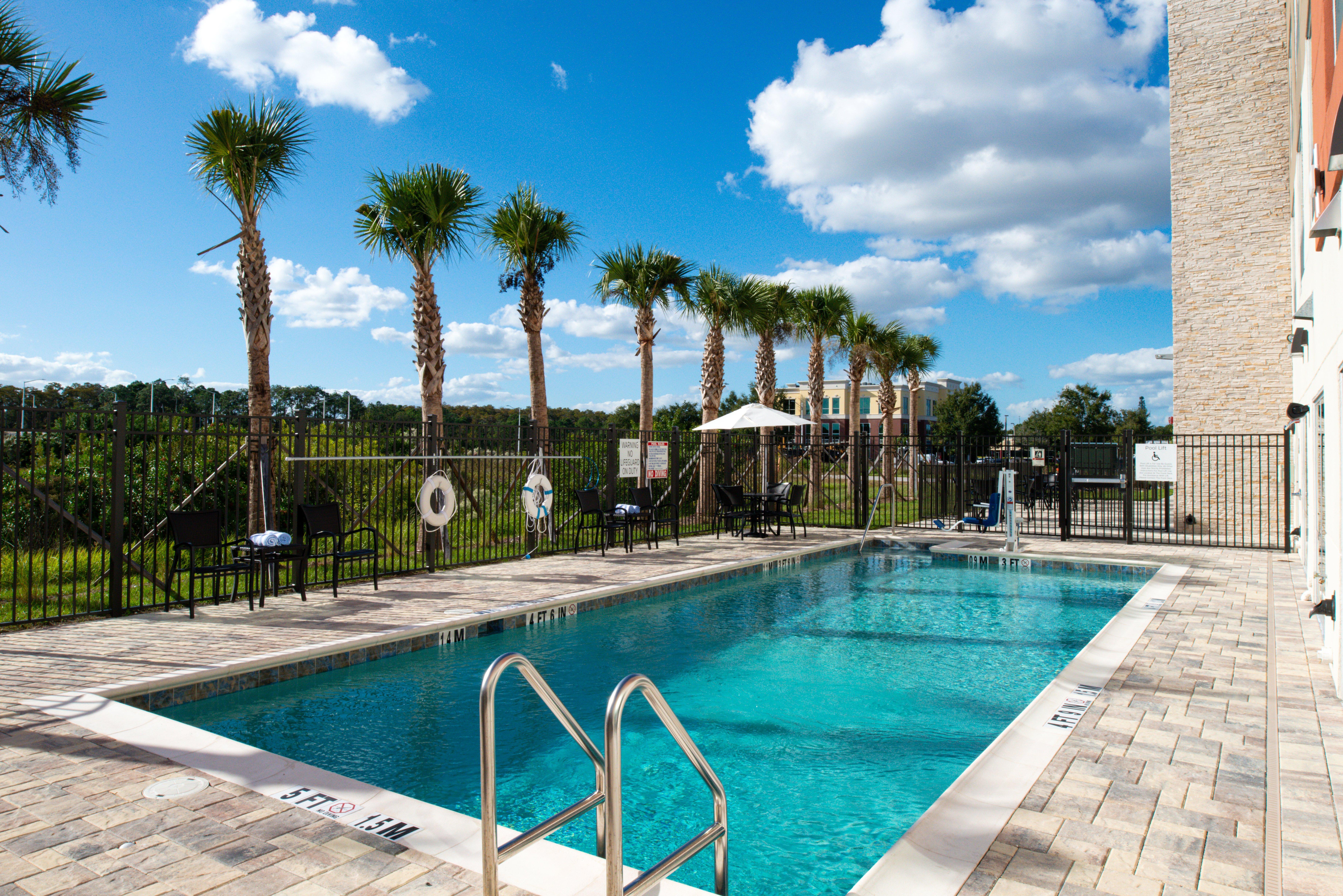 Holiday Inn Express Orlando - South Park By Ihg Williamsburg Exteriör bild