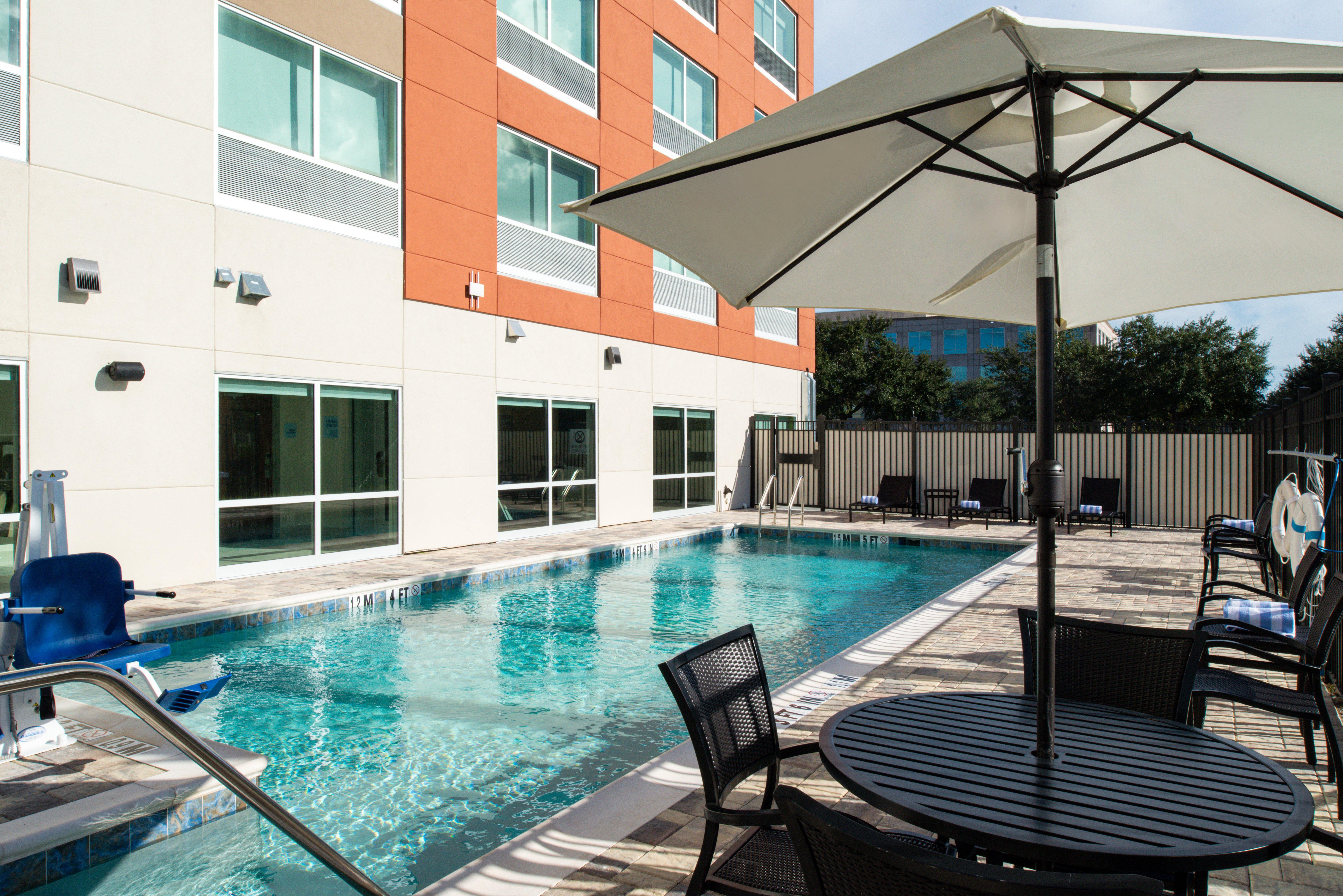 Holiday Inn Express Orlando - South Park By Ihg Williamsburg Exteriör bild